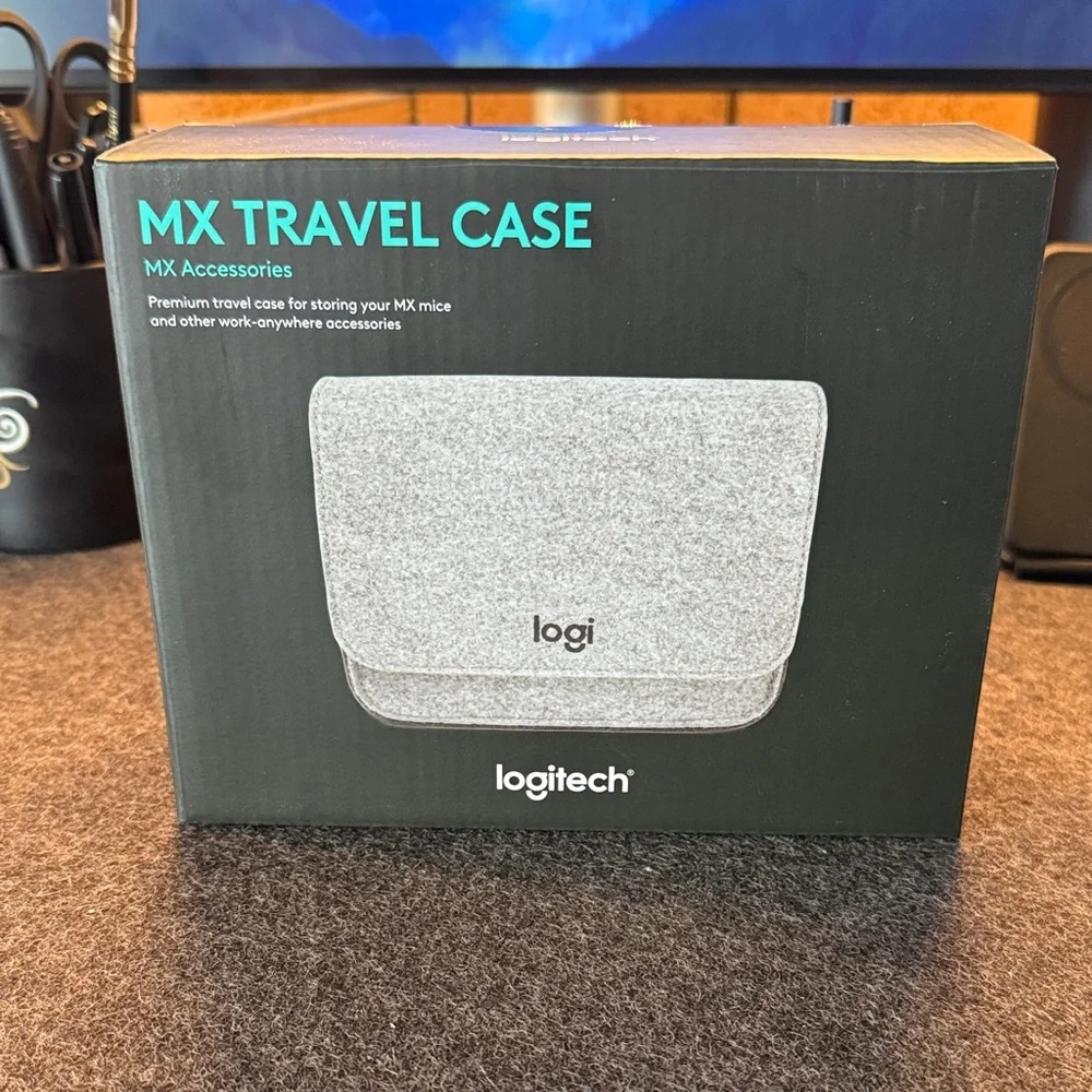 Logitech Silver MX Travel Case